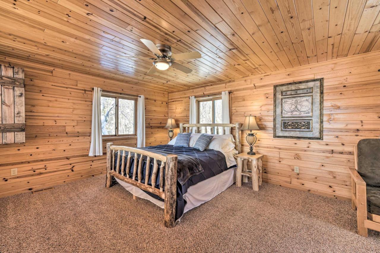 Scenic Hayward Lake View Retreat With Fire Pit Exterior foto