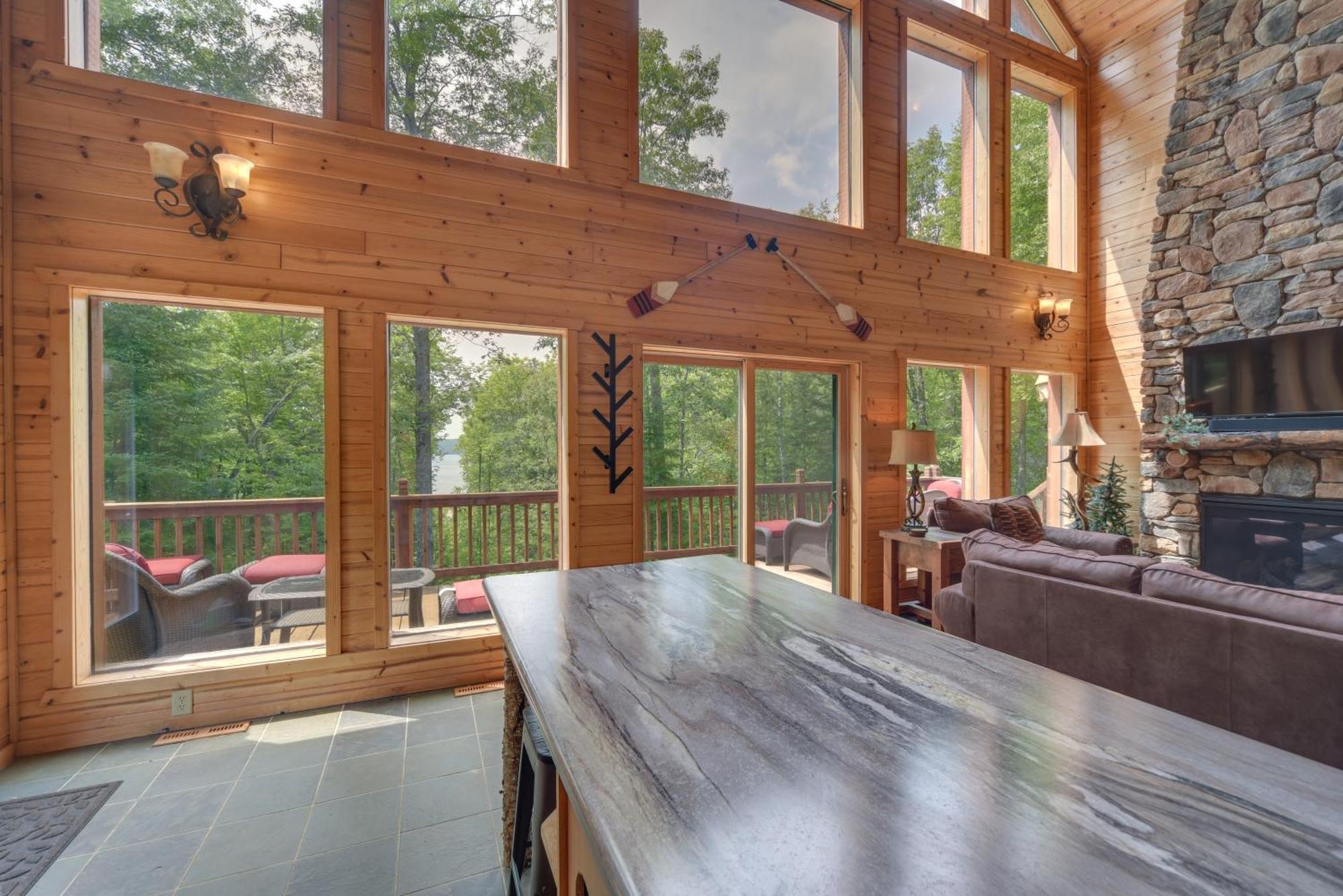 Scenic Hayward Lake View Retreat With Fire Pit Exterior foto
