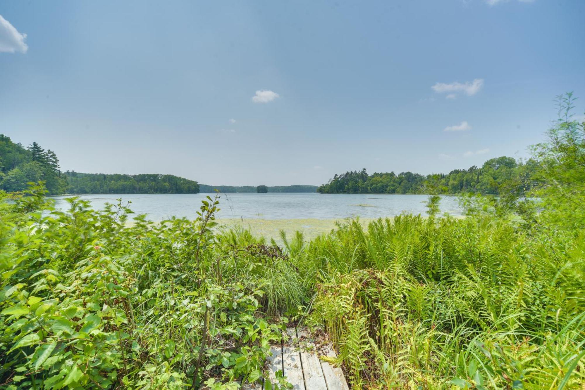 Scenic Hayward Lake View Retreat With Fire Pit Exterior foto